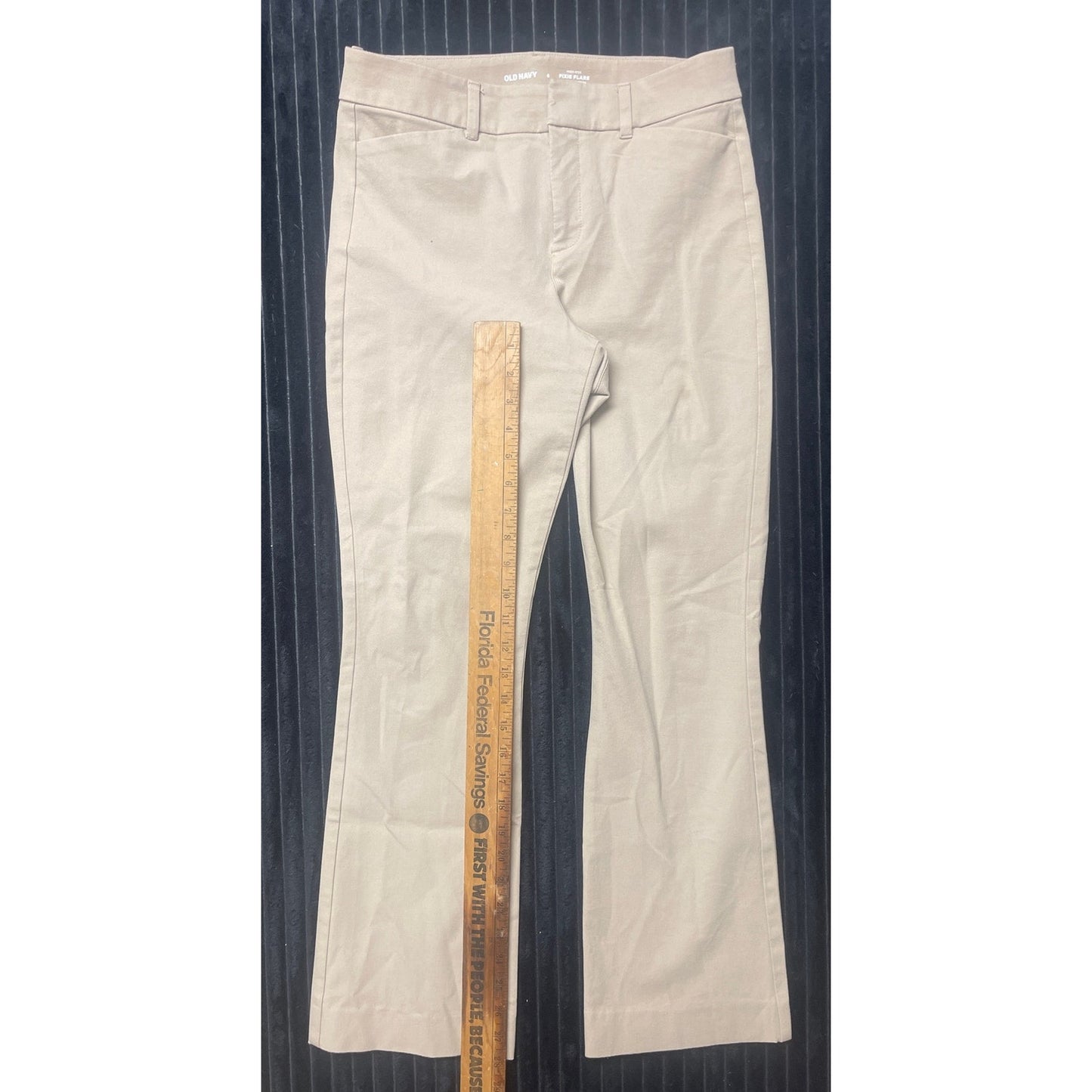 Old Navy Women's High Rise Flare Pants Sz 6 Nude Secret Smooth Pockets