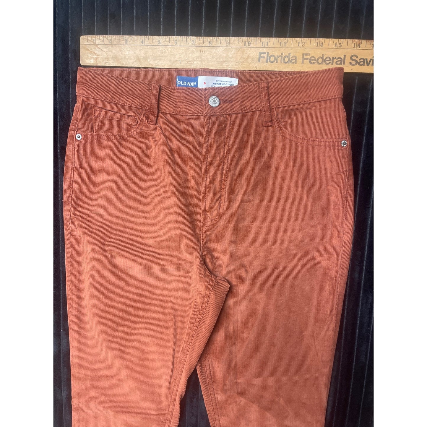 Old Navy Women's Extra High Rise Kicker Boot Corduroy Pants Sz 6 Mocha Brown
