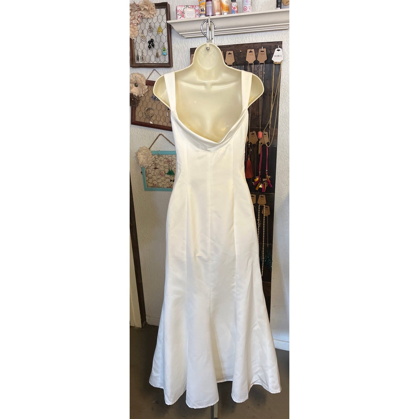 Precious Formals Wedding Dress Size 10 (candlelight Ivory)