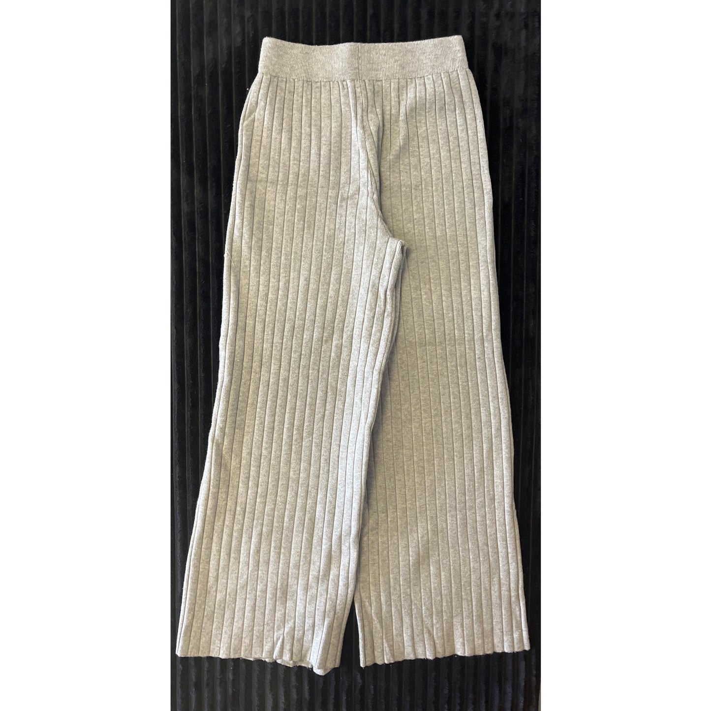 Sincerely Jules Beige Sweater Pant Set Wide Leg Size Medium