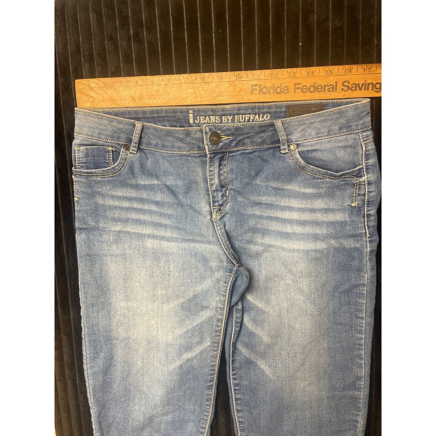 Buffalo David Bitton Women's Mid Rise Samuella Bermuda Denim Shorts