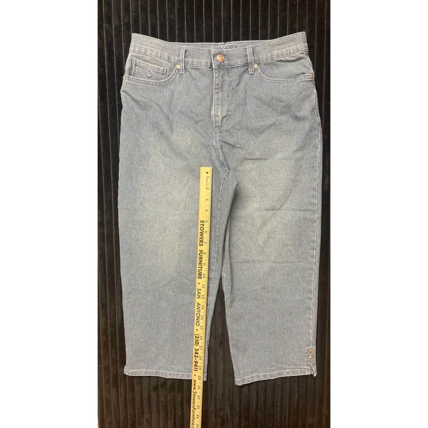 Gloria Vanderbilt Women's White Blue Striped AMANDA Capri Jeans Size 8 Classic