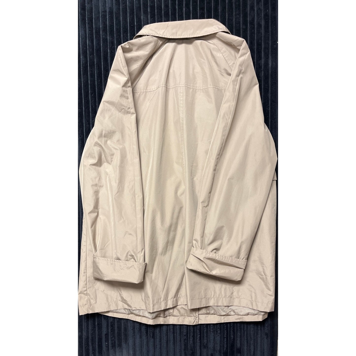 White Stag Women's Raincoat Button-Up Size 2XL Waterproof Lightweight
