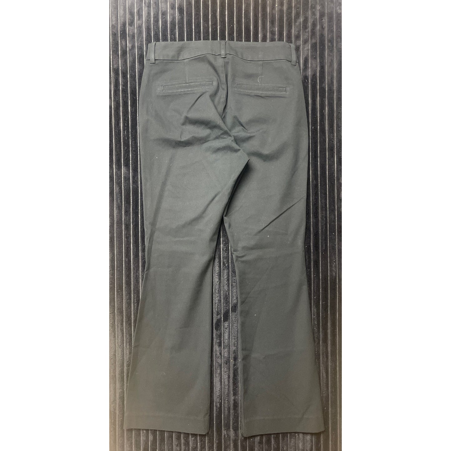 Old Navy Women's High Rise Flare Pants Sz 6 Black Secret Smooth Pockets