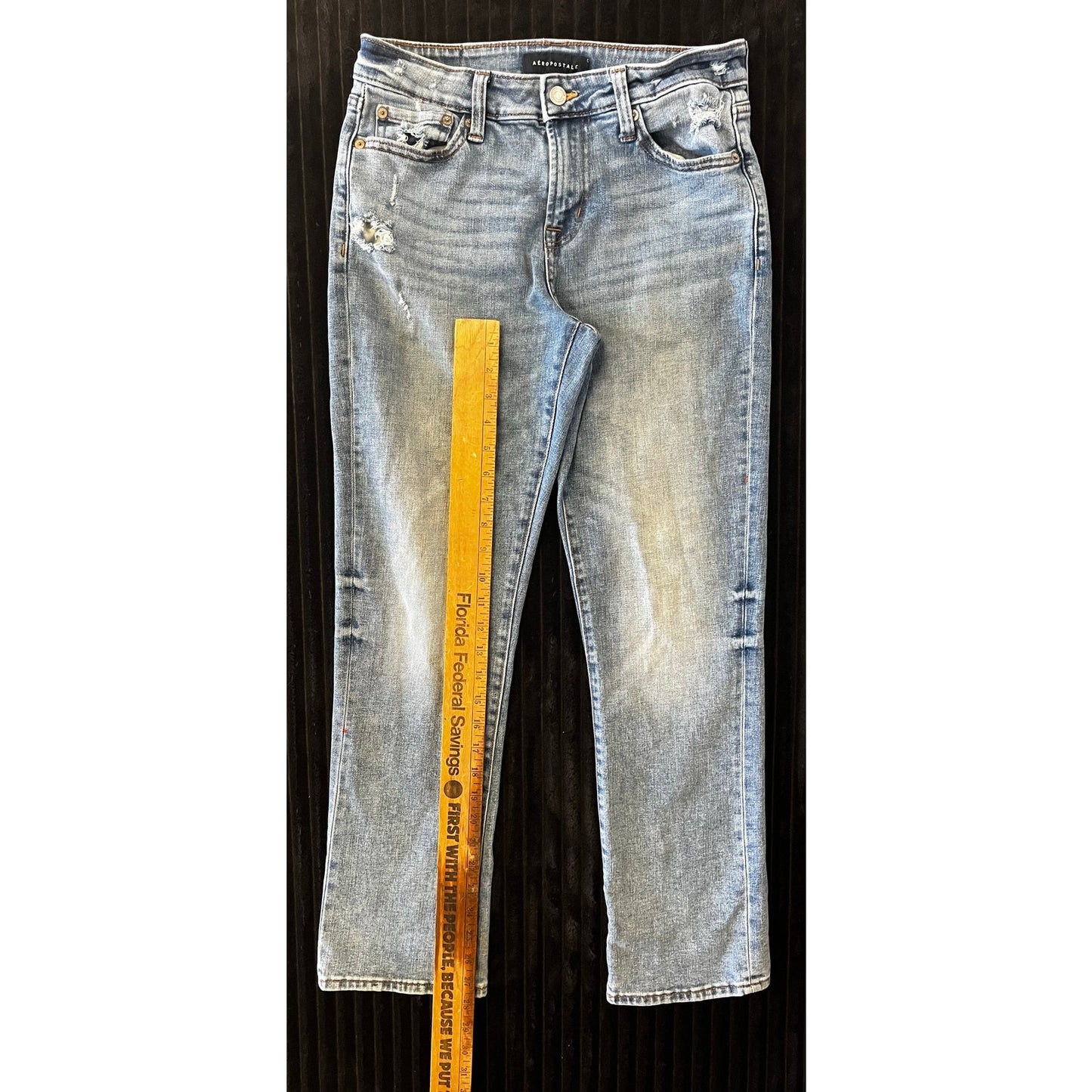 Aeropostale Mens Distressed 28x30 Medium Wash Athletic Straight Jeans