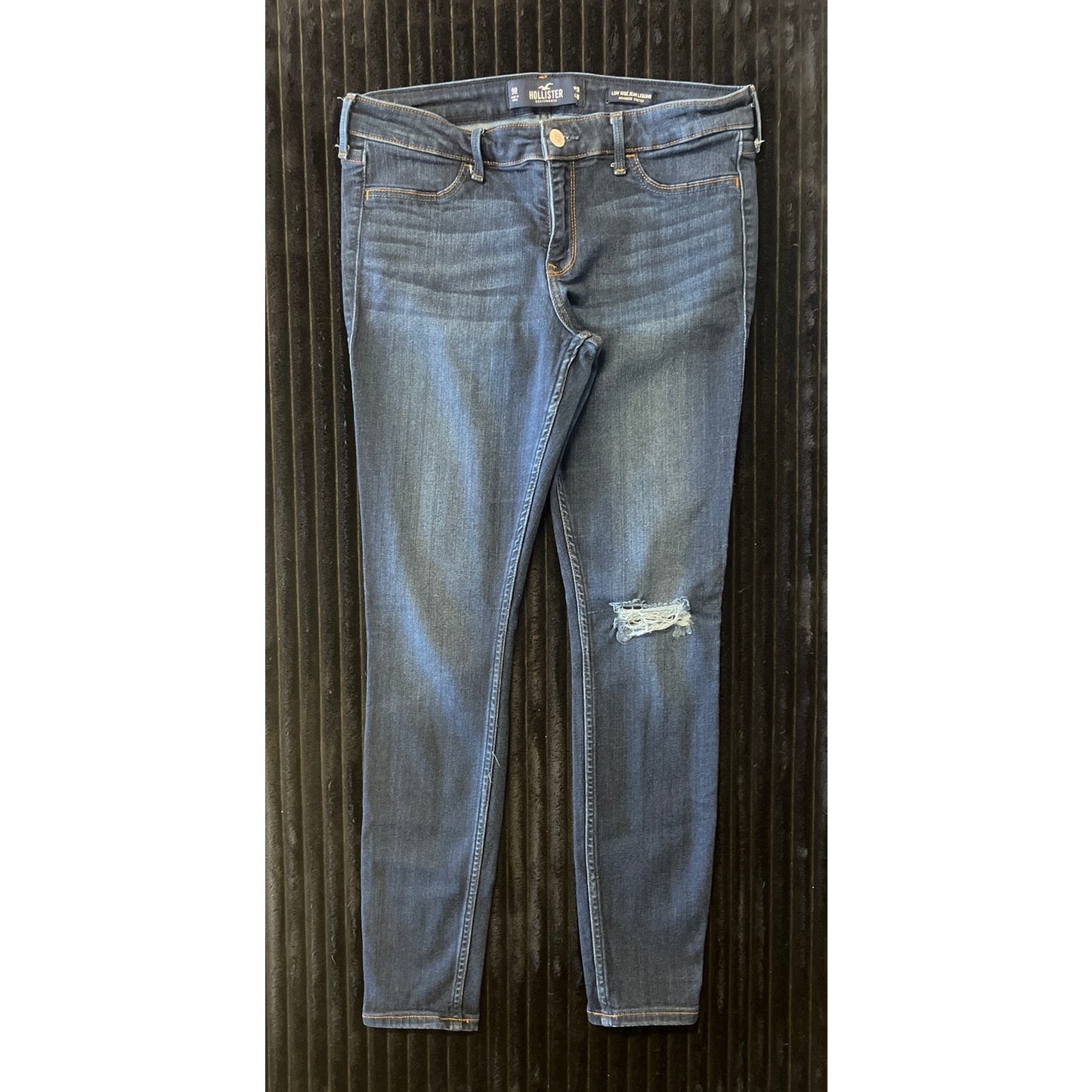Hollister Women’s Low Rise Jean Leggings Dark Wash Advanced Stretch Size 9R