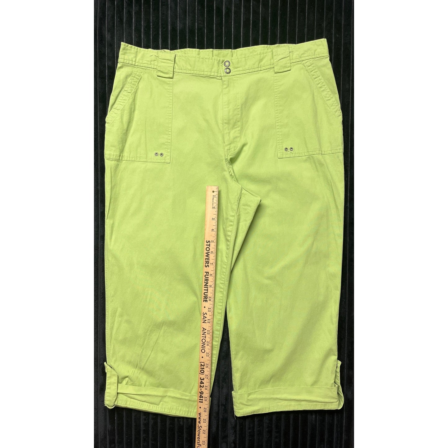 Sag Harbor Sport Women's Wide Leg Cuffed Cropped Pants Bright Green Size 18W