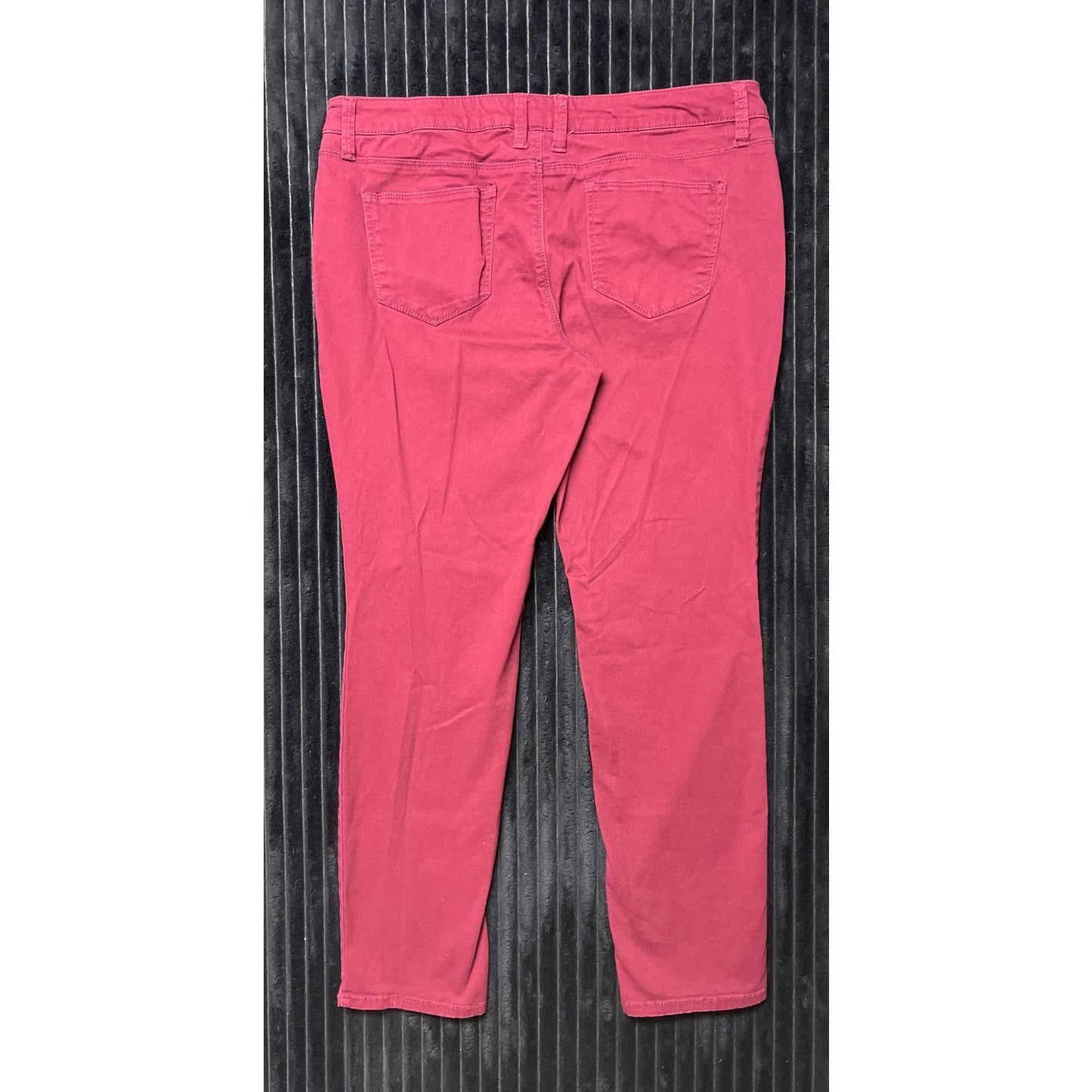 No Boundaries Women's Maroon Skinny Jeans Size 15 Stretchy Soft Denim Pants