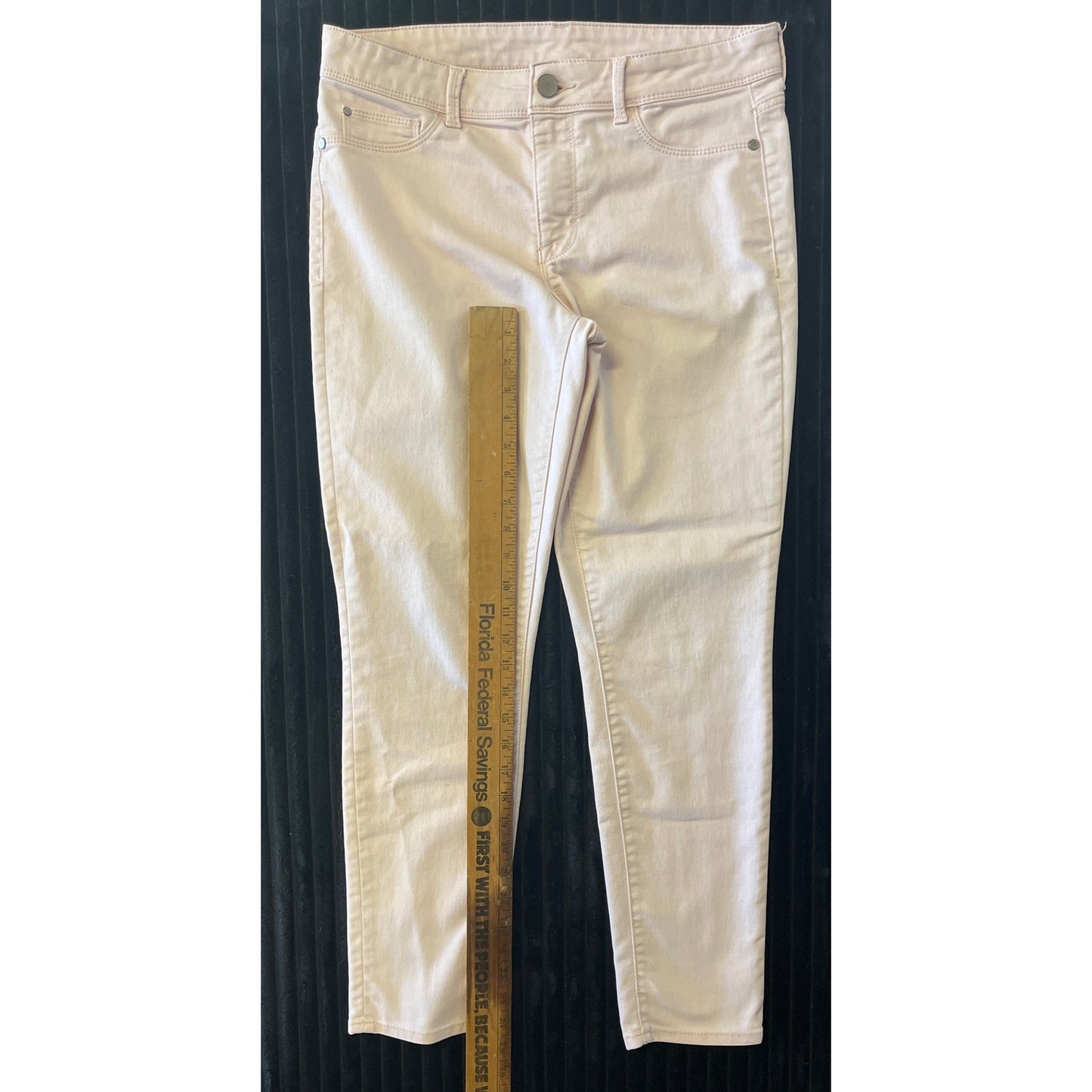Time and True Women’s Pink Stretchy Jeans Size 8 Slim Fit Casual Comfort
