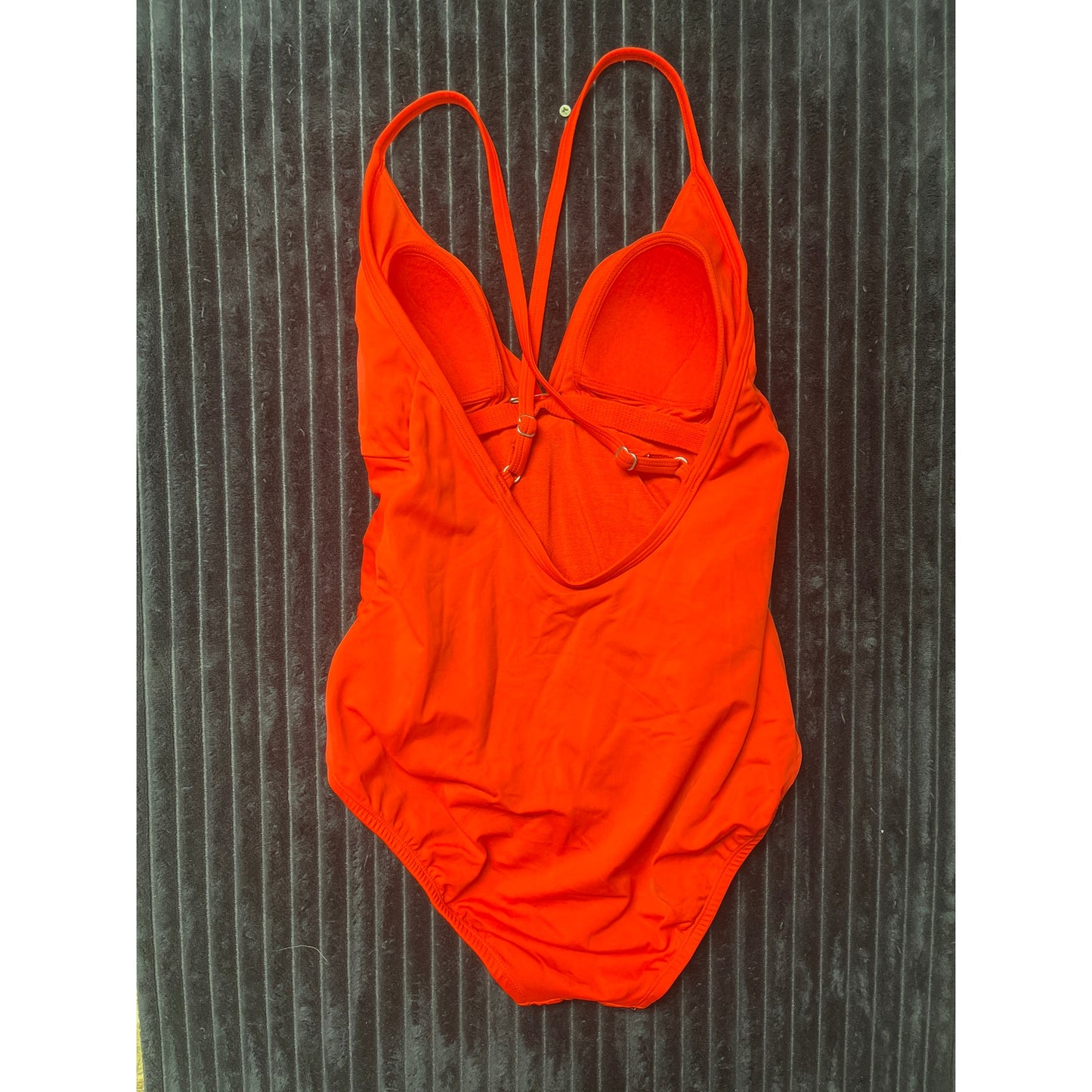 Time and True Women’s One-Piece Swimsuit Bright Red Size Medium Swimwear