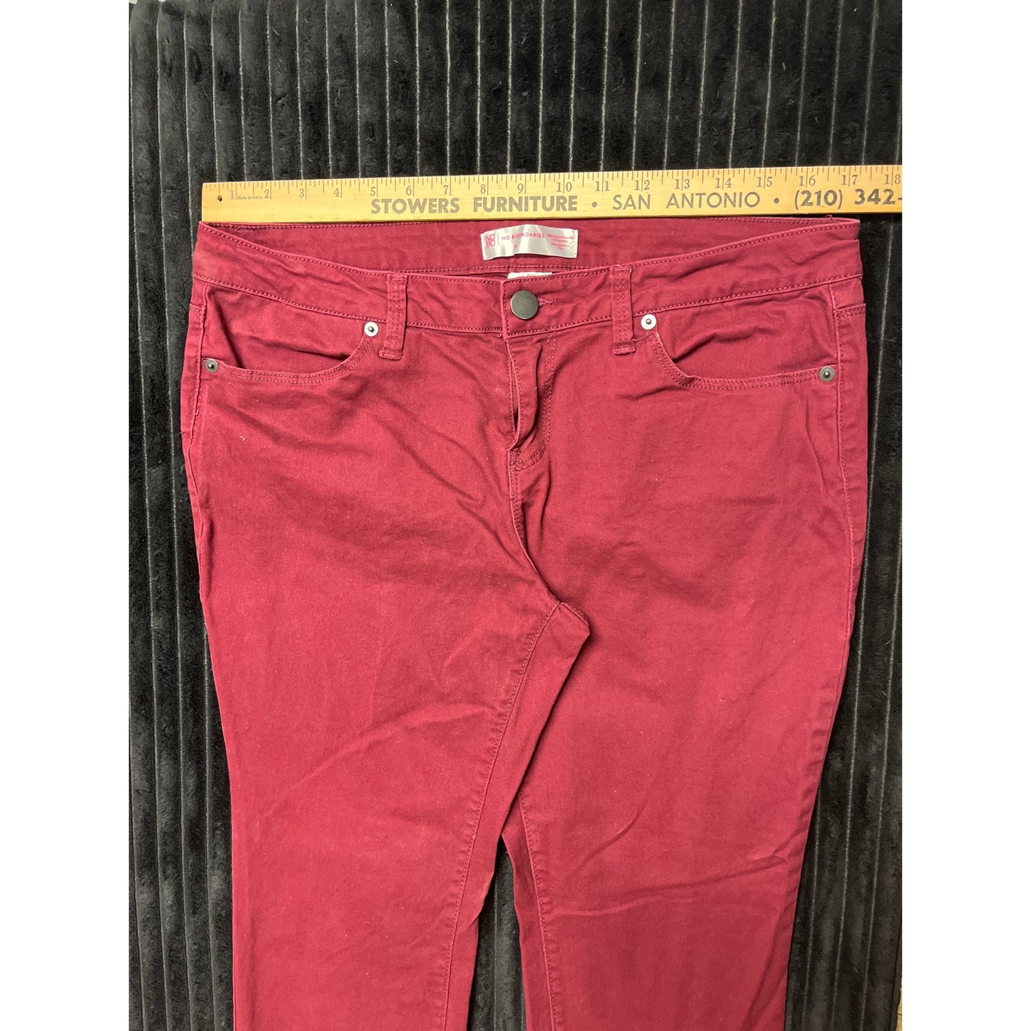 No Boundaries Women's Maroon Skinny Jeans Size 15 Stretchy Soft Denim Pants