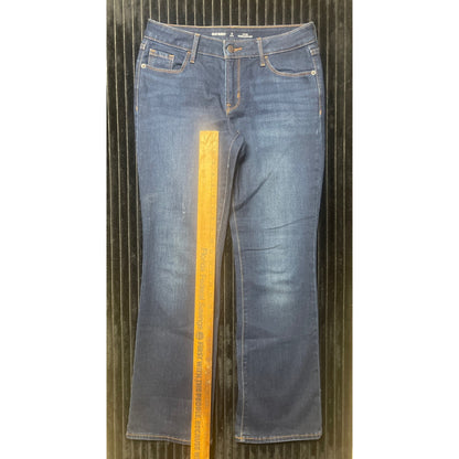 Old Navy Women's Mid Rise Kicker Boot Jeans Sz 6 Dark Wash Classic Fit
