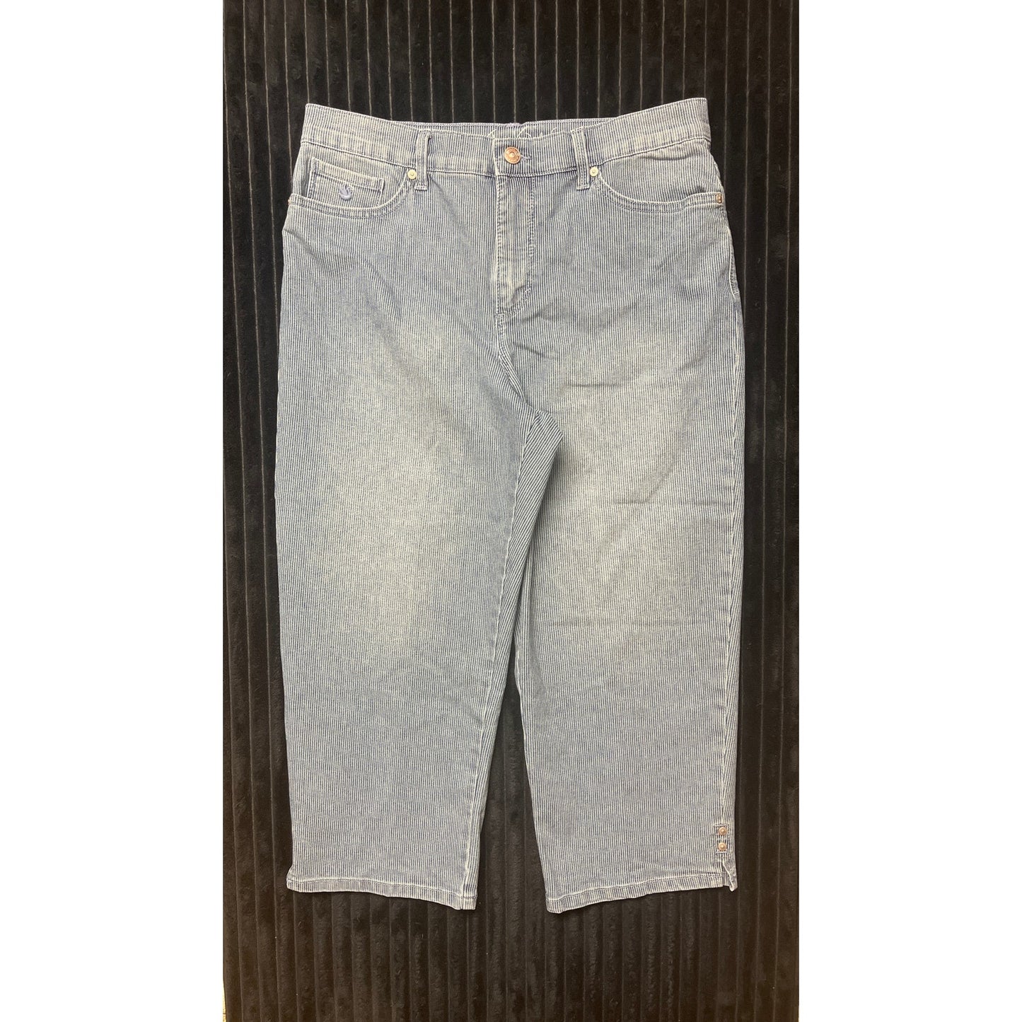 Gloria Vanderbilt Women's White Blue Striped AMANDA Capri Jeans Size 8 Classic