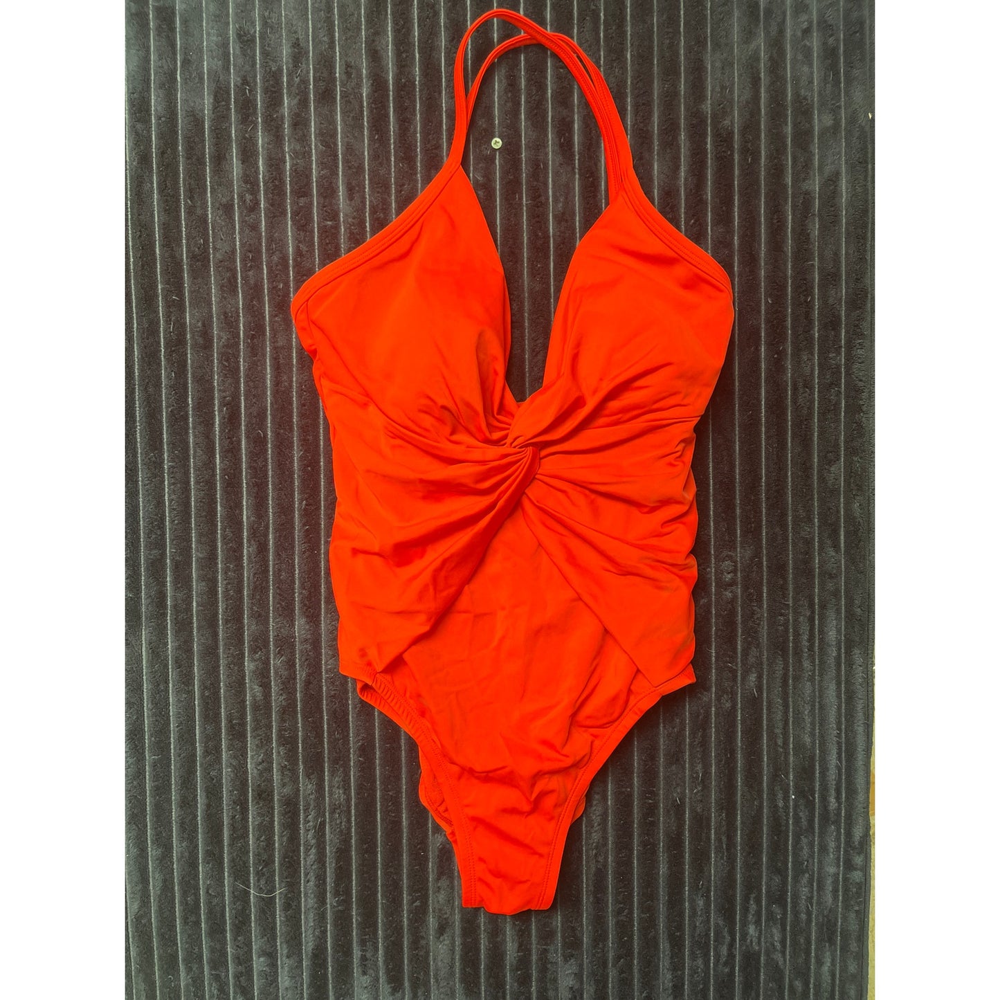 Time and True Women’s One-Piece Swimsuit Bright Red Size Medium Swimwear