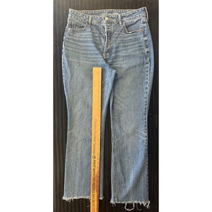 Old navy Womens Extra High Rise Kicker-Boot Fringe Size 12 Jeans