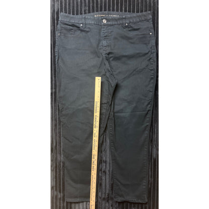 Chico’s GirlFriend Ankle Jeans in Black Size 3/20